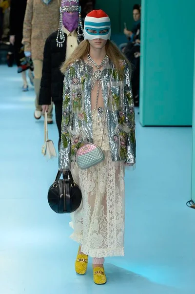 Look 37